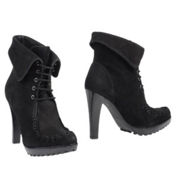 DVF Black Jameson heeled Boots Booties suede 9.5 moccasin - Picture 1 of 14